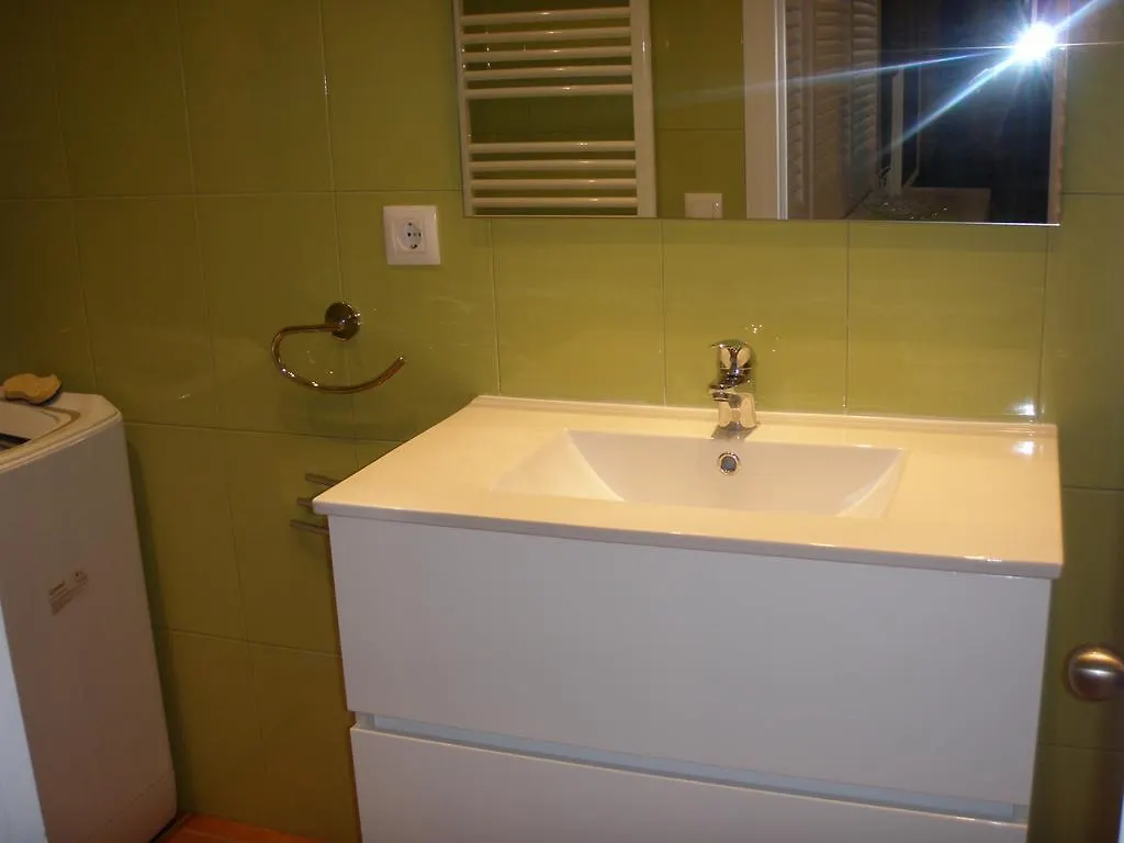 Los Pinos Apartament Per 4 Persones Amb Piscina Comunitaria A L'Urbanitzacio Los Pinos Platja d'Aro 0*,  Spain