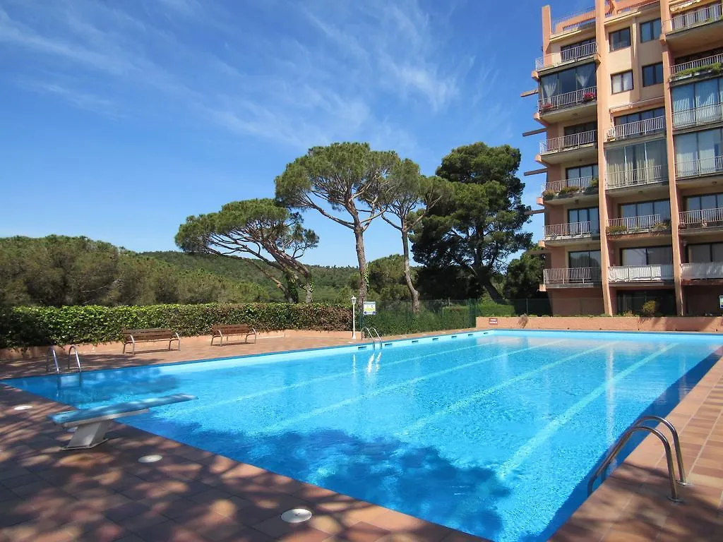 Los Pinos Apartament Per 4 Persones Amb Piscina Comunitaria A L'Urbanitzacio Los Pinos Platja d'Aro Spain